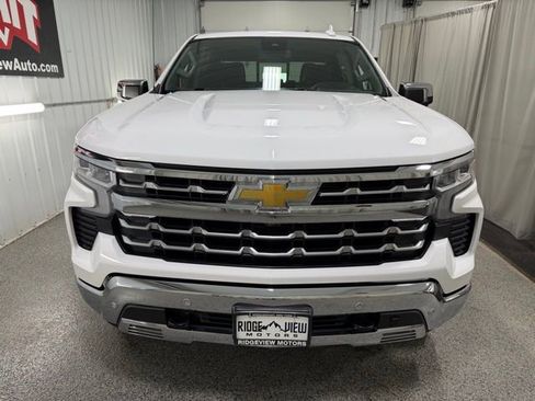 Used 2023 Chevrolet Silverado 1500 LTZ w/ LTZ Convenience Package II AWD/4WD image 2
