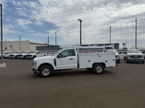New 2026 Ford F350 XL w/ XL Chrome Package RWD image 3