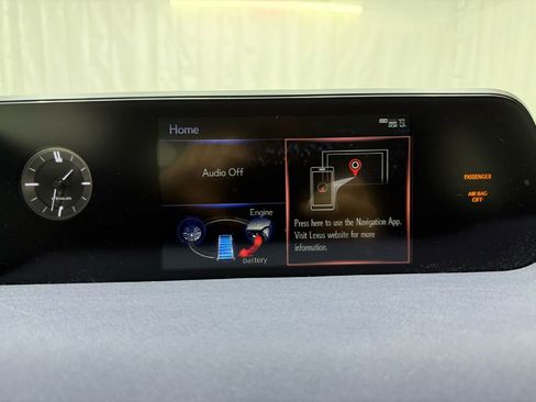 Used 2022 Lexus UX 250h w/ Premium Package image 17