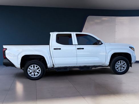 Certified 2025 Toyota Tacoma SR image 6