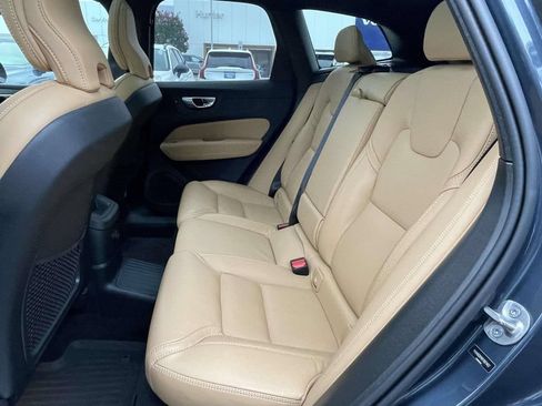 Used 2024 Volvo XC60 T8 Ultimate w/ Protection Package Premier AWD/4WD image 3