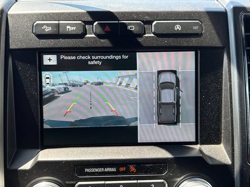 Used 2018 Ford F150 Lariat w/ Equipment Group 502A Luxury AWD/4WD image 20