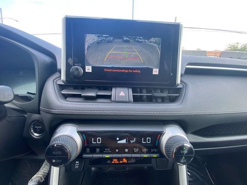 Used 2024 Toyota RAV4 XLE AWD/4WD image 20