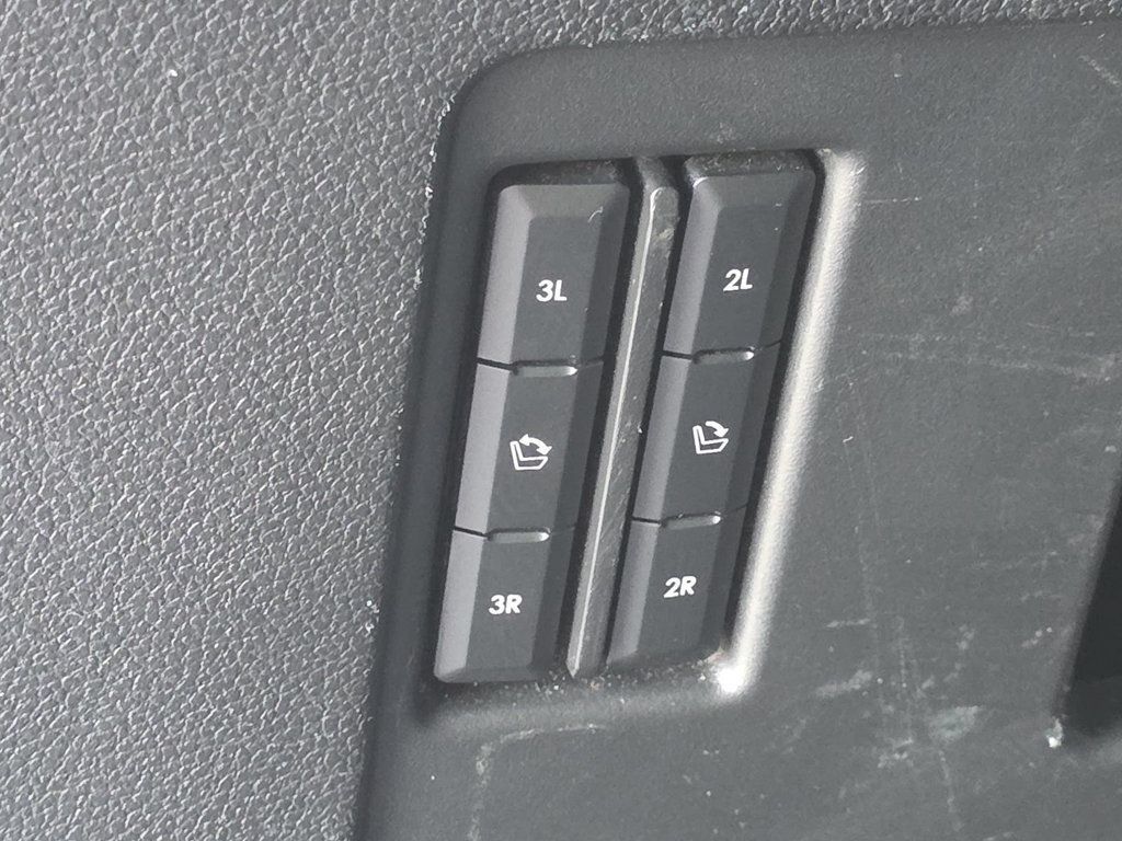 Used 2019 Lincoln Navigator L Reserve AWD/4WD image 12
