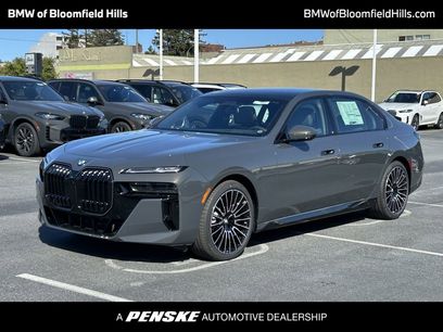 New 2025 BMW 760i xDrive w/ Executive Package
