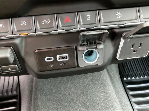 New 2026 GMC Sierra 1500 Pro w/ Graphite Edition image 23