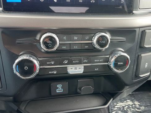 Used 2024 Ford F150 XLT image 12