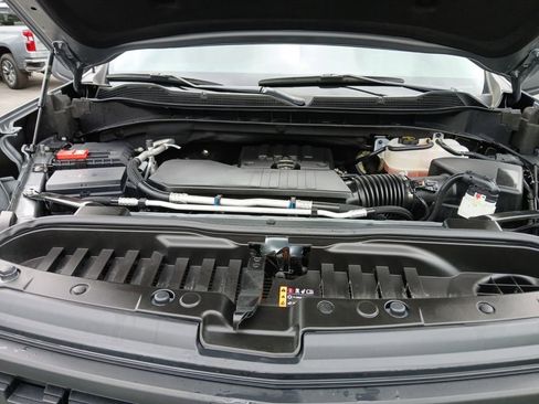 Used 2025 Chevrolet Silverado 1500 Custom Trail Boss w/ Dark Appearance Package image 20