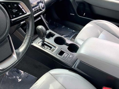 Used 2018 Subaru Legacy 2.5i Limited AWD/4WD image 17