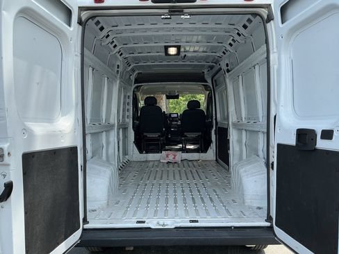 Used 2022 RAM ProMaster 2500 FWD image 8