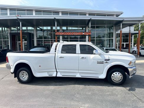 Used 2018 RAM 3500 Laramie AWD/4WD image 1