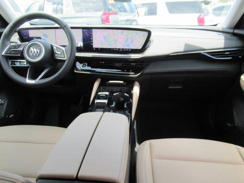 Used 2025 Buick Envision Preferred AWD/4WD image 12