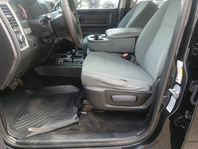 Used 2015 RAM 3500 Tradesman w/ Chrome Appearance Group AWD/4WD image 30