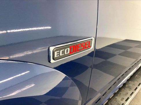 Used 2019 RAM 1500 Laramie AWD/4WD image 30
