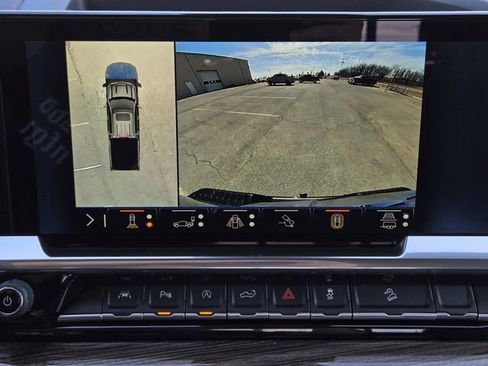 New 2026 Chevrolet Silverado 1500 LT Trail Boss w/ Safety Package image 15