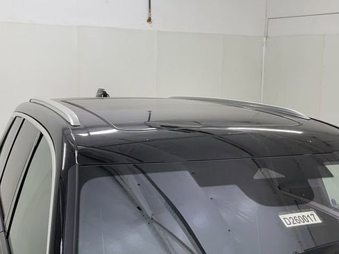 New 2026 Cadillac Vistiq Luxury w/ LPO, Floor Liner Package AWD/4WD image 20