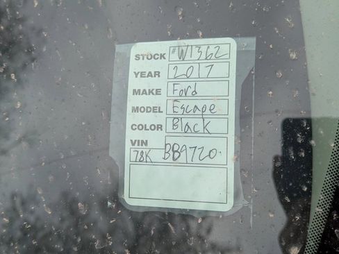 Used 2017 Ford Escape SE w/ Equipment Group 201A image 12