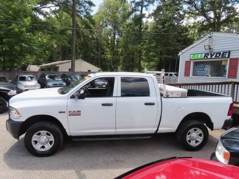 Used 2015 RAM 2500 Tradesman AWD/4WD image 9