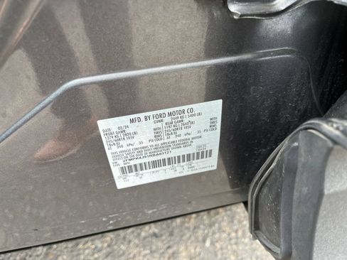 Used 2024 Ford Edge SEL AWD/4WD image 30
