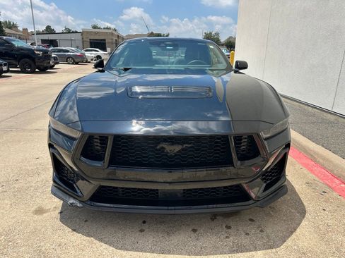 Used 2025 Ford Mustang GT Premium w/ GT Performance Package RWD image 2