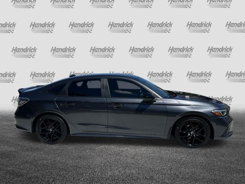 Used 2024 Honda Civic Sport image 11