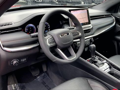 Used 2024 Jeep Compass Limited AWD/4WD image 13