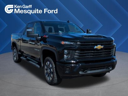 Used 2024 Chevrolet Silverado 2500 Custom w/ Custom Value Package