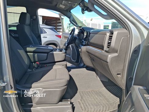 Certified 2026 Chevrolet Silverado 1500 RST AWD/4WD image 23