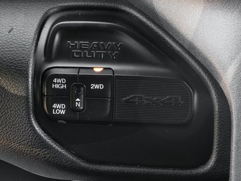 Used 2022 RAM 5500 Tradesman w/ Chrome Appearance Group image 28