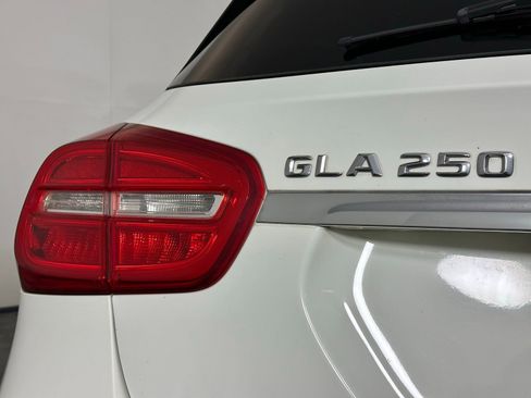 Used 2015 Mercedes-Benz GLA 250 4MATIC image 13
