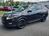 Used 2018 Nissan Rogue SV w/ Premium Package image 3