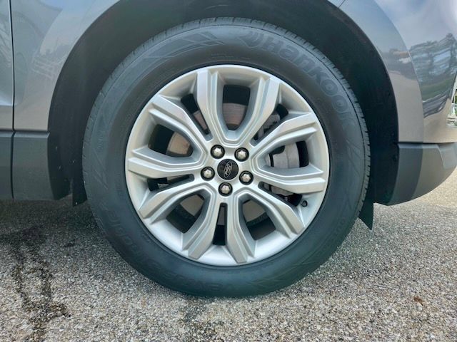 Used 2024 Ford Edge Titanium AWD/4WD image 33