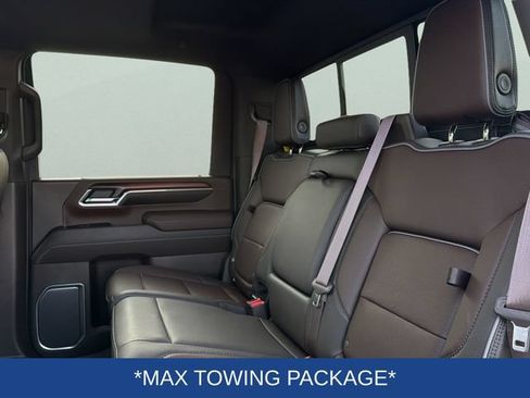 Used 2024 GMC Sierra 2500 Denali w/ Denali Reserve Package AWD/4WD image 16