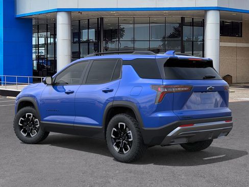 New 2026 Chevrolet Equinox ACTIV image 3