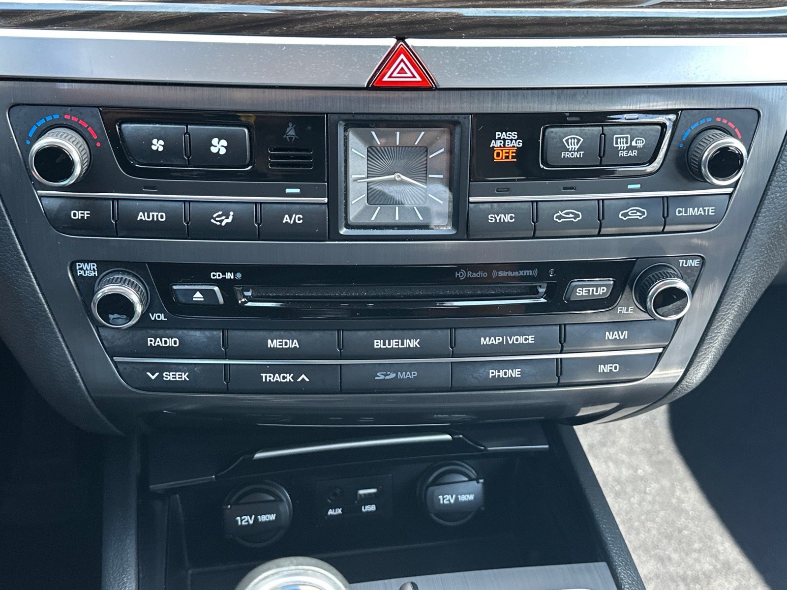 Used 2017 Genesis G80 3.8 RWD image 15