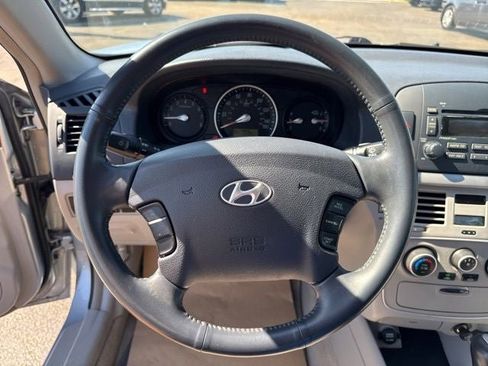 Used 2007 Hyundai Sonata GLS FWD image 12