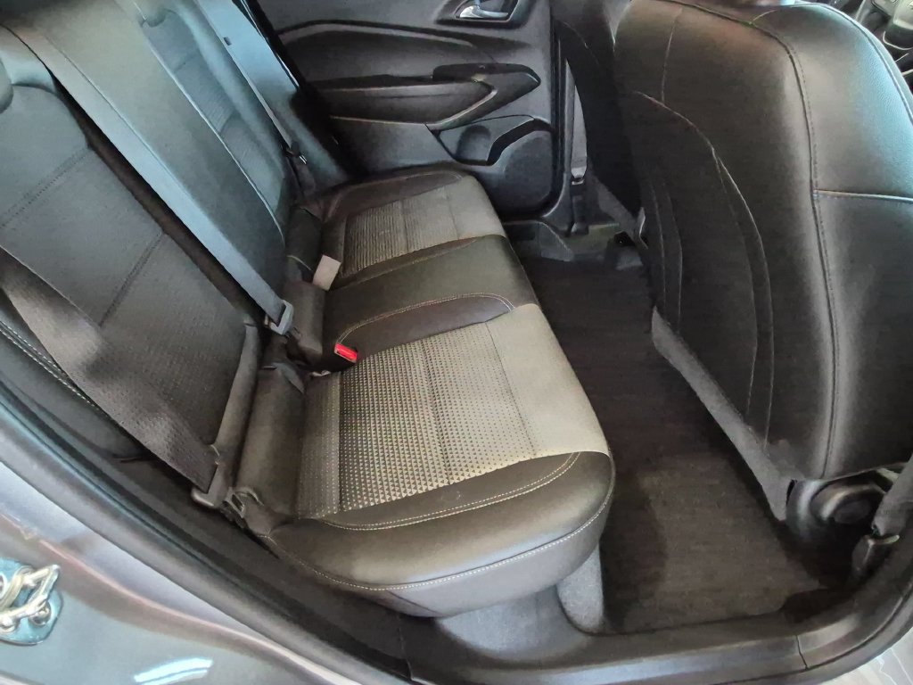 Used 2026 Chevrolet Trax LT FWD image 26