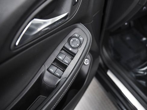 Used 2023 Buick Encore GX Select w/ Sport Touring Package image 10