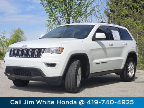Used 2020 Jeep Grand Cherokee Laredo w/ Security & Convenience Group AWD/4WD image 14