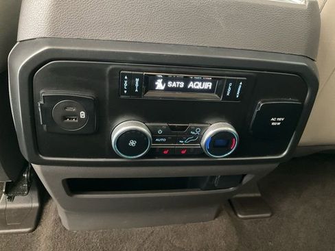 Used 2021 Ford Expedition Limited AWD/4WD image 19