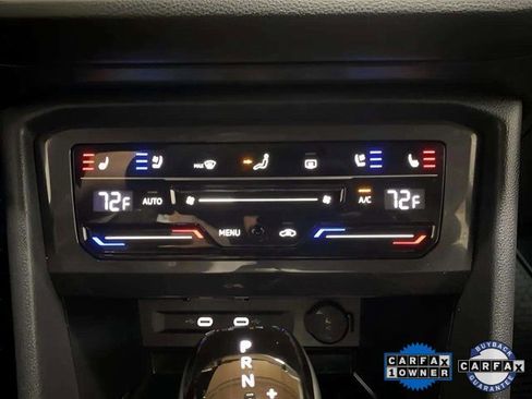 Used 2024 Volkswagen Tiguan SEL R-Line image 55