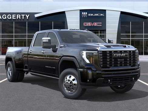 New 2026 GMC Sierra 3500 Denali Ultimate image 7