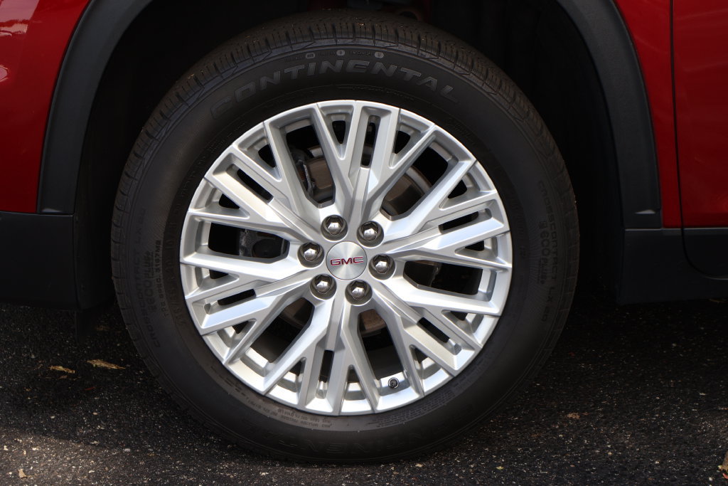 Certified 2024 GMC Acadia Elevation FWD image 12