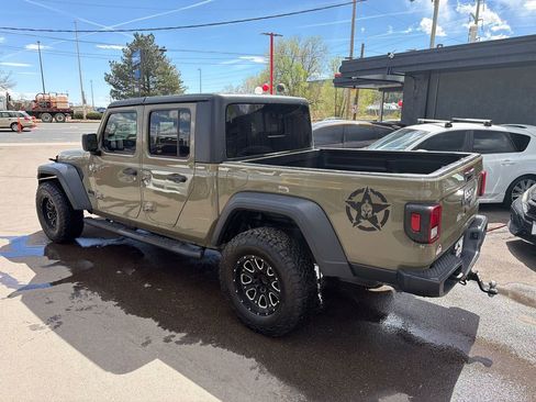 Used 2020 Jeep Gladiator Sport w/ Quick Order Package 24S AWD/4WD image 5