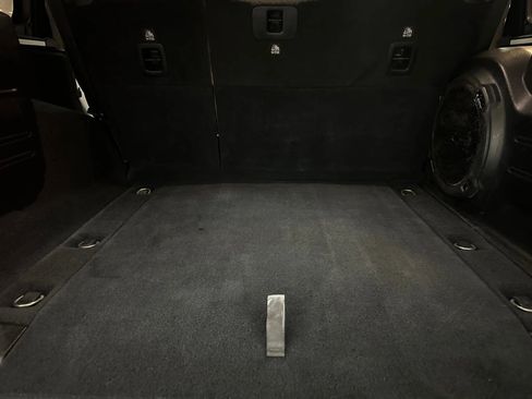 Used 2021 Jeep Wrangler Unlimited Rubicon AWD/4WD image 15