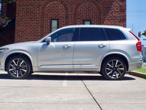 Used 2024 Volvo XC90 B6 Ultimate AWD/4WD image 8