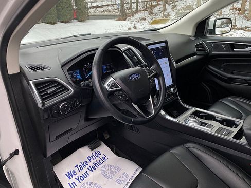 Used 2022 Ford Edge Titanium w/ Cargo Accessory Package image 22