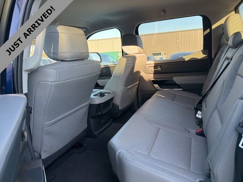 Used 2022 Toyota Tundra Limited image 9