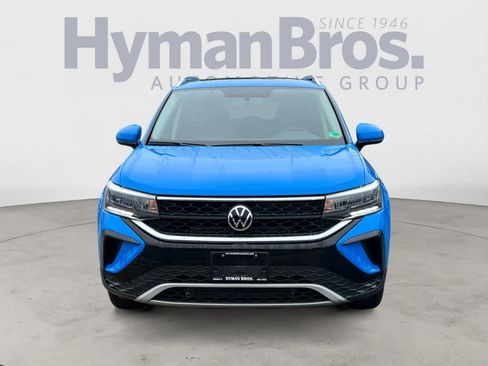 Used 2022 Volkswagen Taos SE image 9