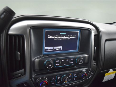 Used 2018 Chevrolet Silverado 1500 LTZ w/ LTZ Plus Package AWD/4WD image 16